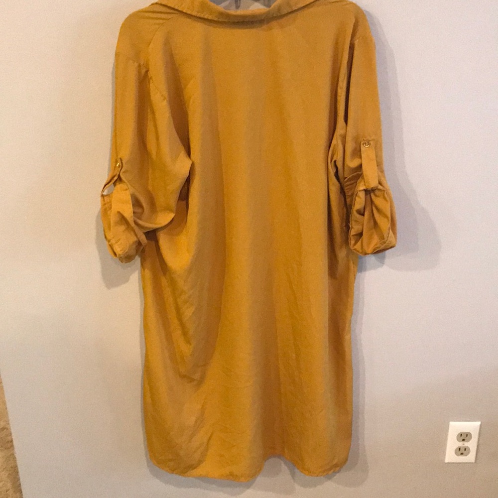 Dress - Picture 5 of 5